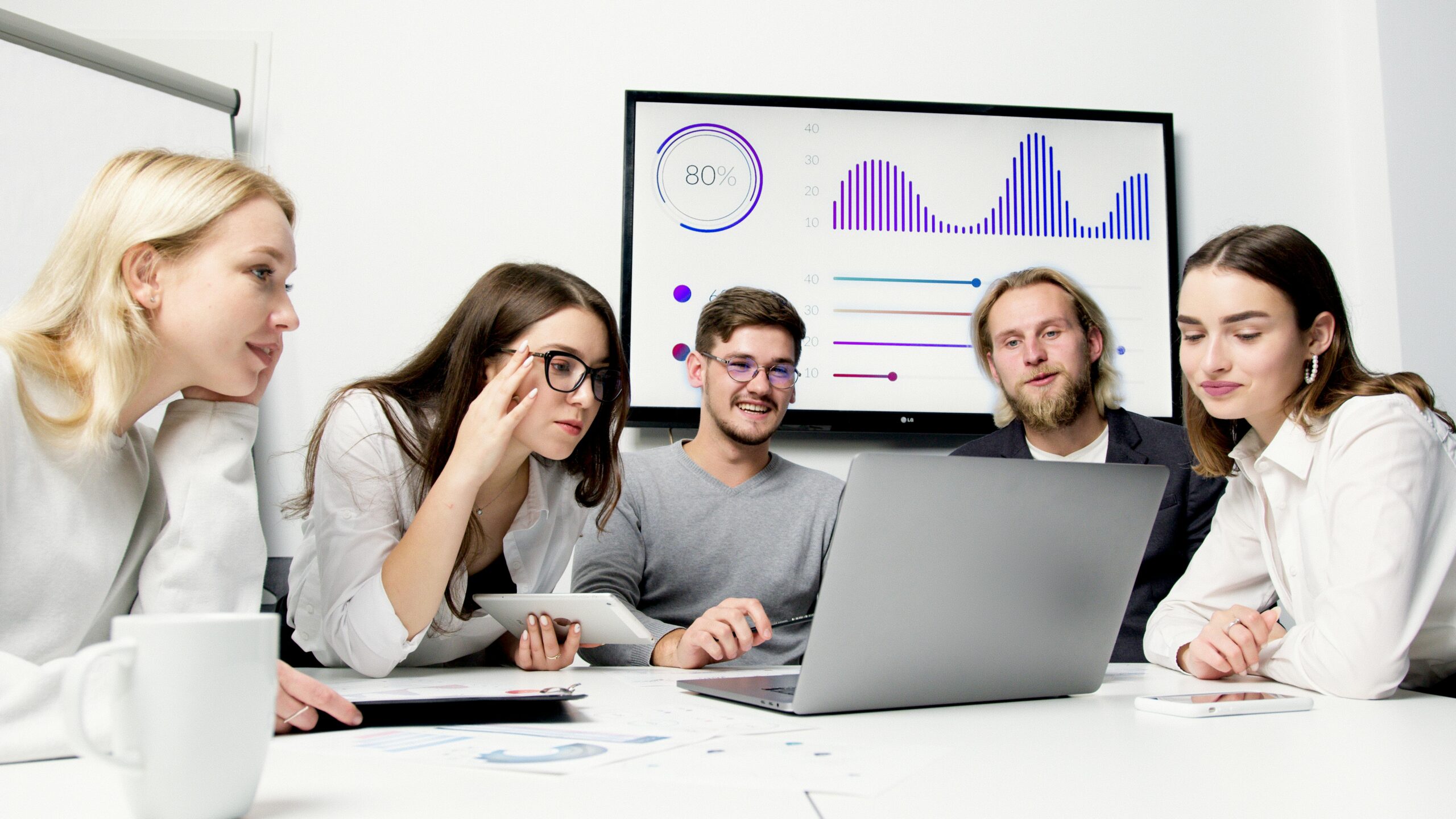 AI CRM Automation in Luxembourg